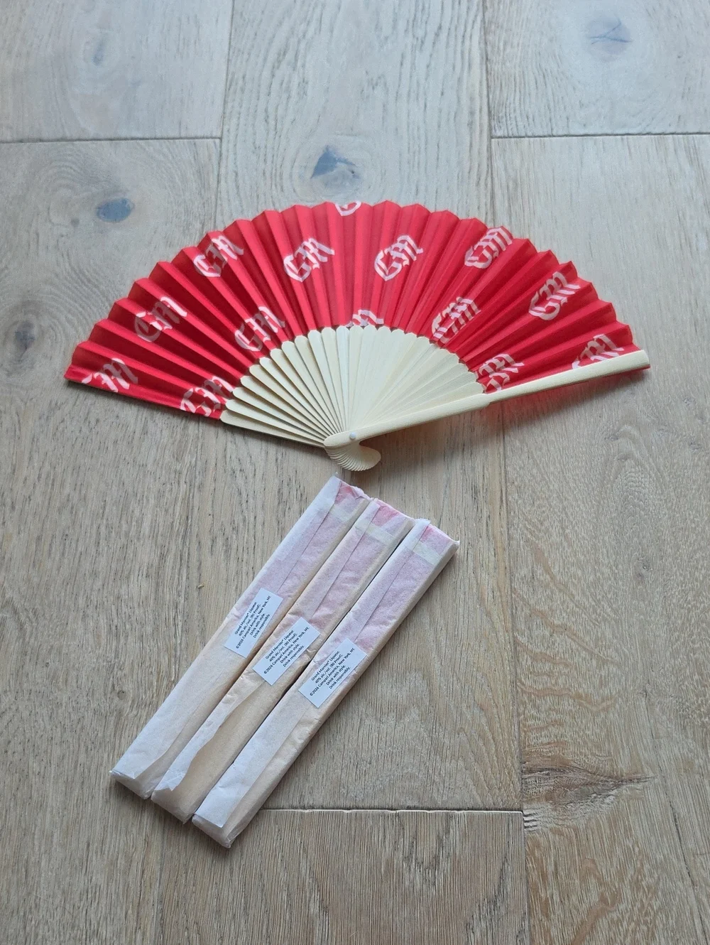 NWOT Grand Marnier Fans Set Of 4